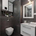 Functional With 2 Bedrooms And Parking By Renters Apartman Międzywodzie